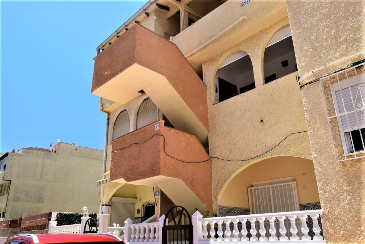 34 Retro Beach House - Alicante Real Estate Torrevieja Luaran gambar